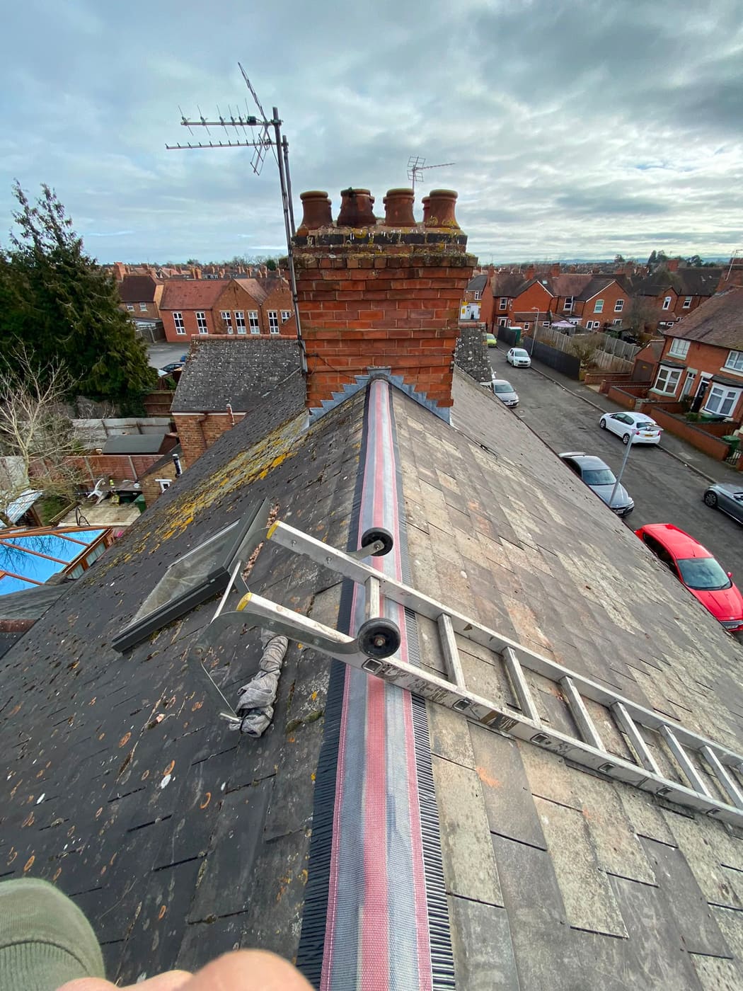 Tiled slate roofing 01