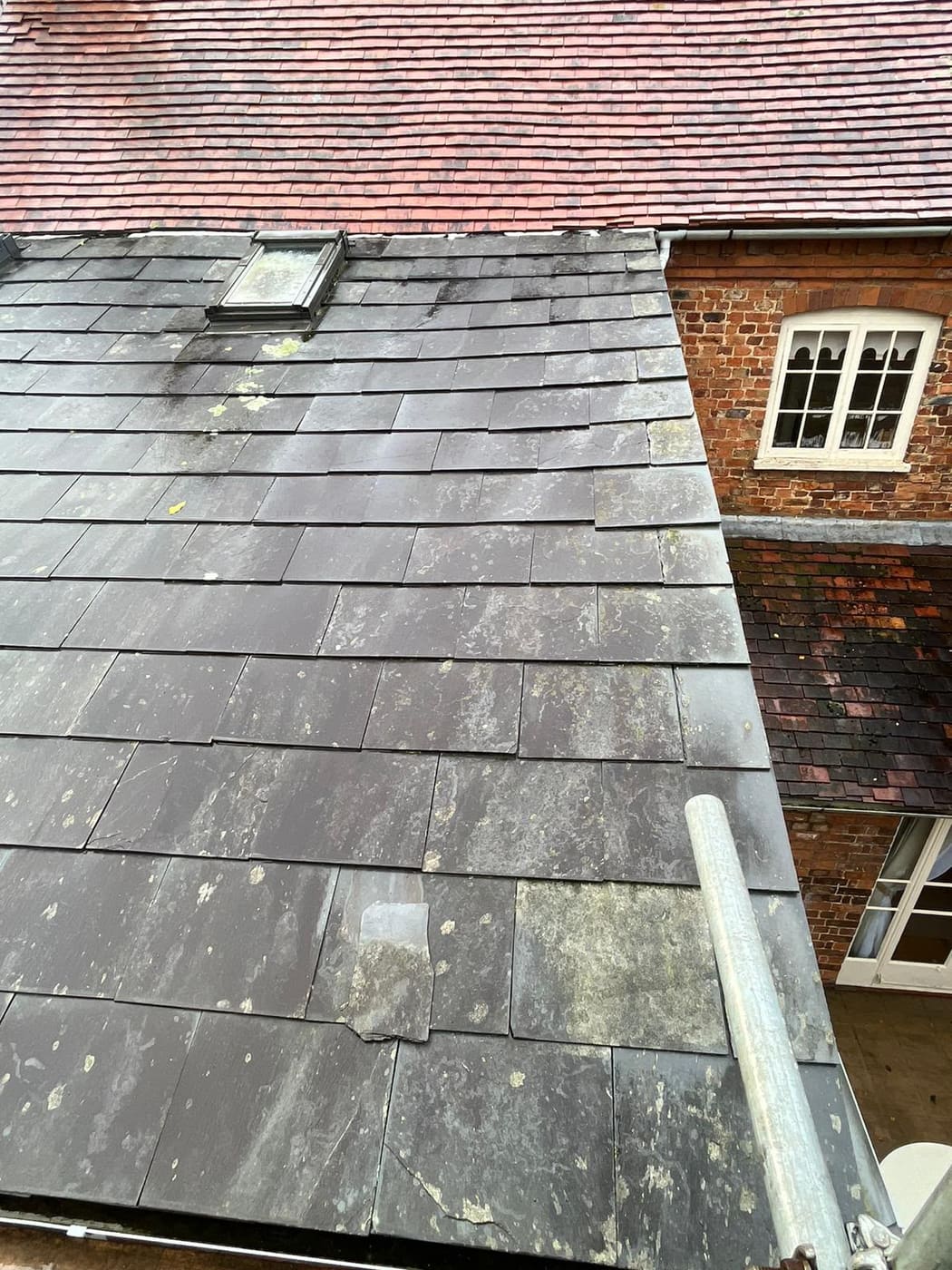 Tiled slate roofing 04