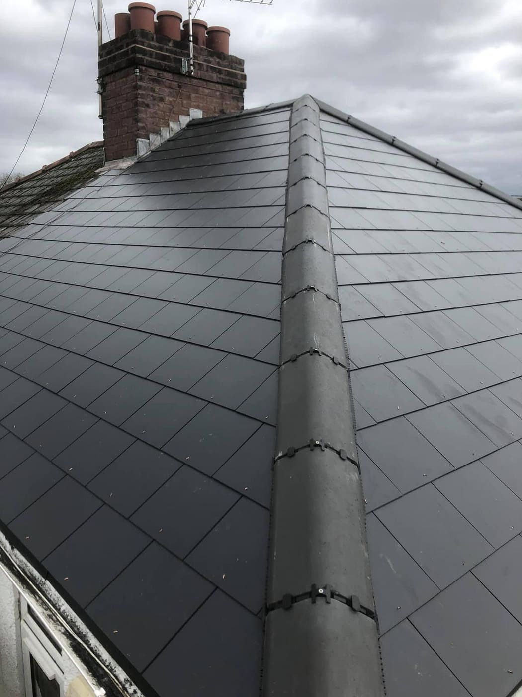 Tiled slate roofing 07